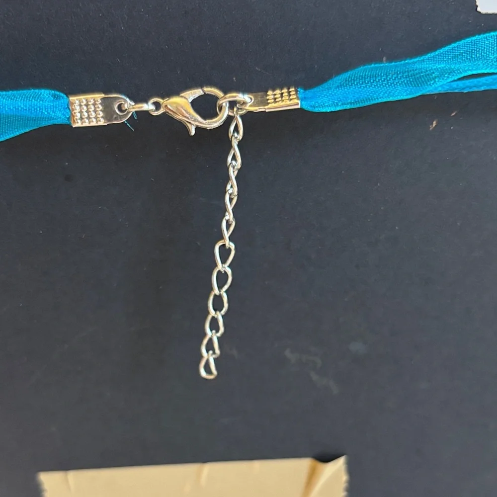 💕5/25💕Snowman Pendant Necklace Choose Blue or Black 18” W/2” Extender